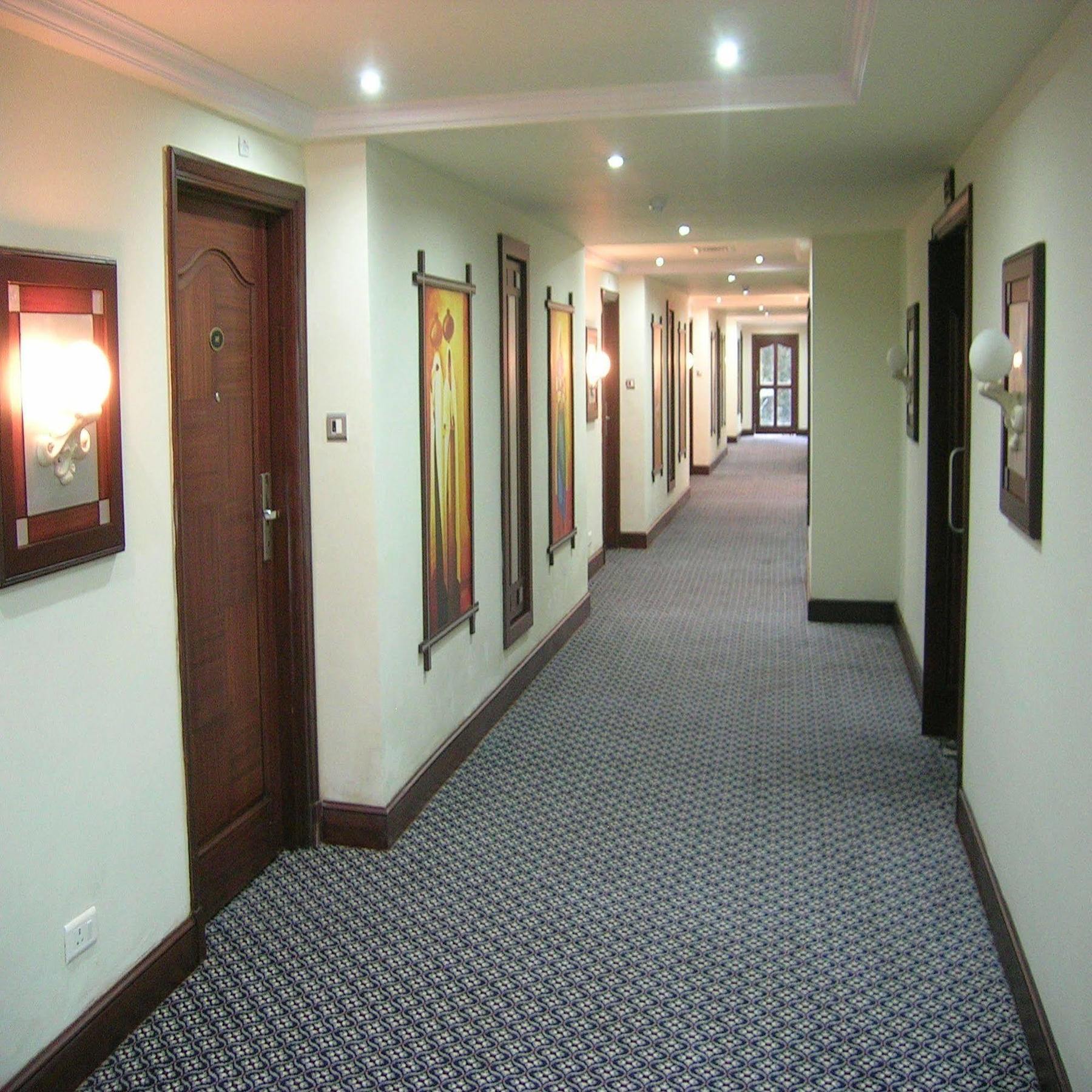 The Royal Plaza Gangtok 호텔 외부 사진