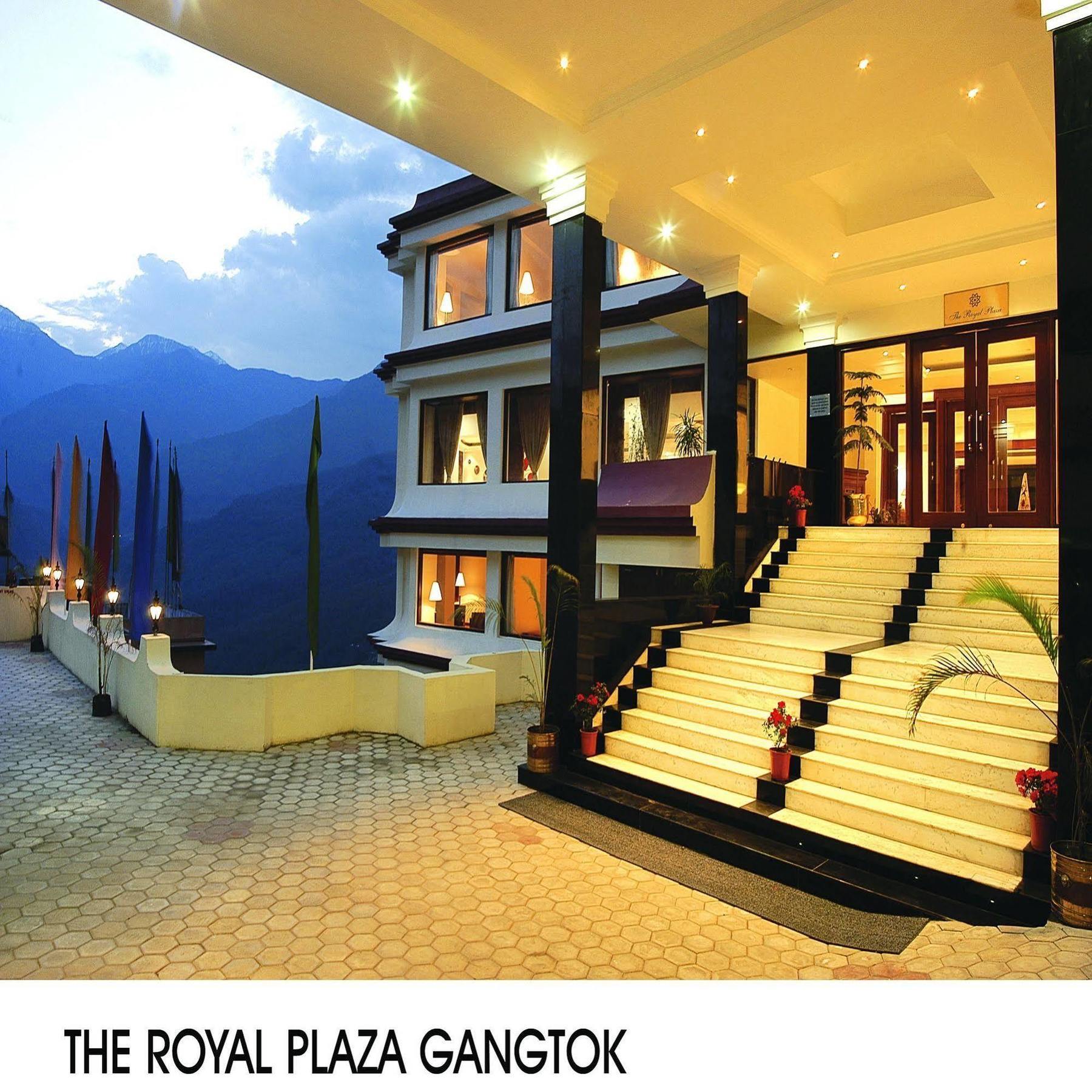 The Royal Plaza Gangtok 호텔 외부 사진
